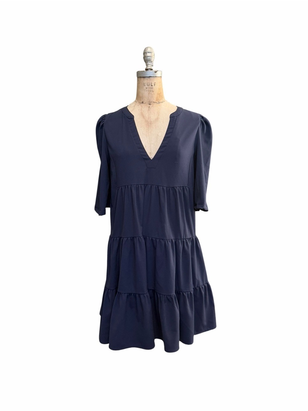 Pomander Place Tuckernuck Tiered V-Neck Crepe Kenzo Dress Navy Size M Callout